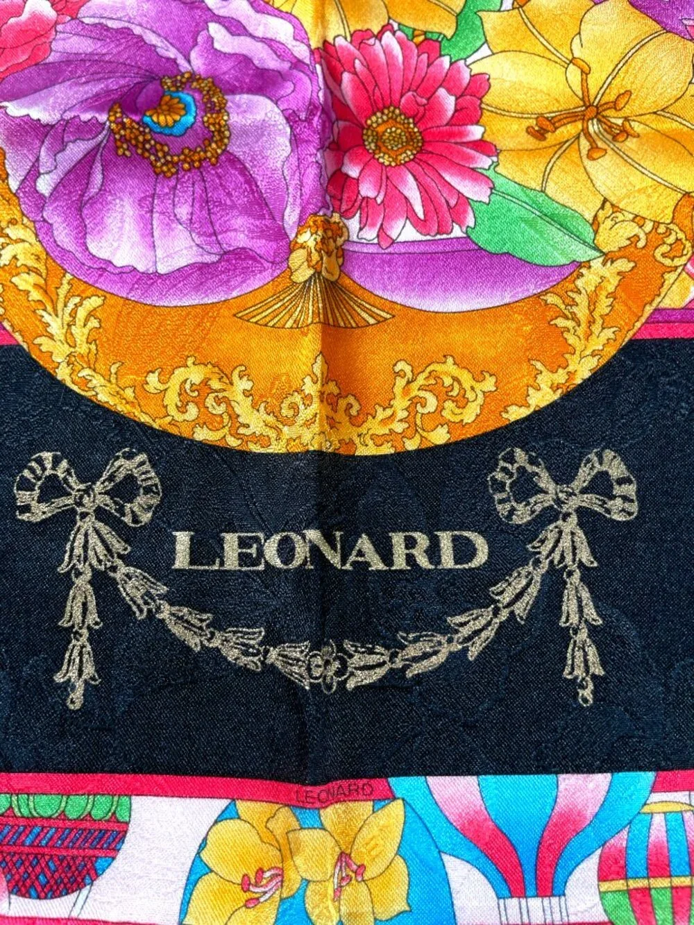 Leonard Vintage Silk Scarf – Floral Hot Air Balloon Motif